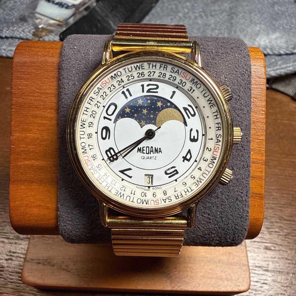 Vintage Medana Moonphase Unisex Watch Wraparound Band  Quartz New Battery